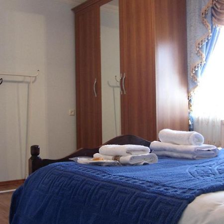 Blue Guest House Samtredia Eksteriør bilde